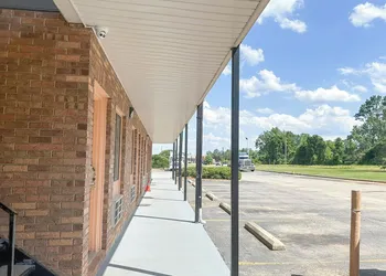 Louisville Inn by OYO Louisville GA US 1 hotel thumbnail 2