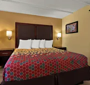 Kings House Motor Hotel, a Dazzler Select by Wyndham hotel detail image 7