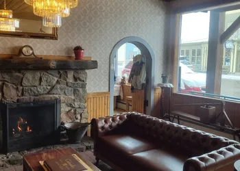 The Hand Hotel hotel thumbnail 2
