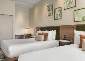 Hotel Railwayparc Montreal, Tapestry Collection By Hilton hotel thumbnail 4