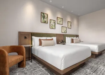 Hotel Railwayparc Montreal, Tapestry Collection By Hilton hotel thumbnail 5