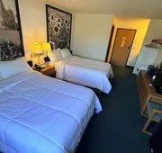 Budget Inn and Suites hotel detail image 5