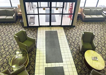 Blue Way Inn & Suites La Crosse hotel thumbnail 2