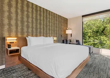 Cambria Hotel Portland - Pearl District hotel thumbnail 5