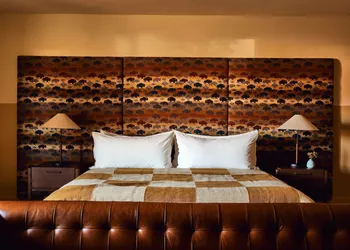 Wandering Buffalo hotel thumbnail 8