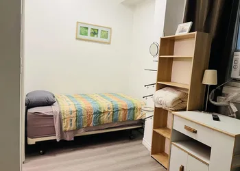 Moe's Suite Hotel hotel thumbnail 3