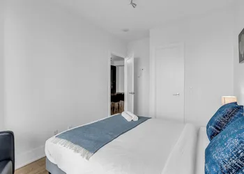 Prestige Suites - CN Tower hotel thumbnail 7