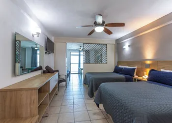 Torreblanca Beach Hotel and Suites Guayabitos - Desayuno y Comida Incluido hotel thumbnail 6