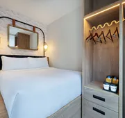 voco Times Square - Broadway by IHG hotel detail image 3
