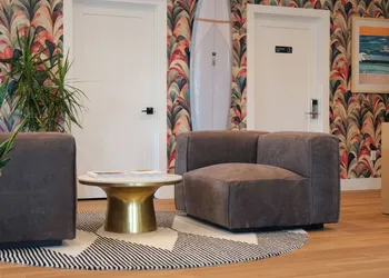 Oceaneer hotel thumbnail 7