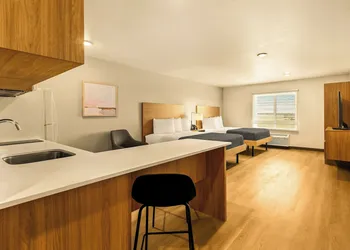 LivAway Suites Seattle-Renton hotel thumbnail 8