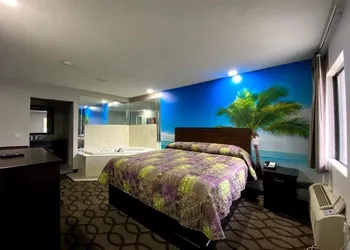 Deluxe Inn hotel thumbnail 5