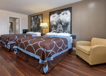 Red River Inn hotel thumbnail 6