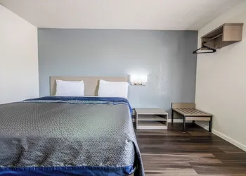 Oyo Hotel Bartow hotel thumbnail 7
