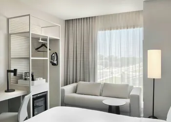 Ac Hotel Bentonville hotel thumbnail 6