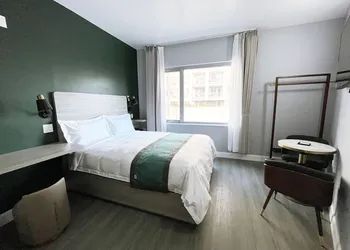 Starlight Hotel hotel thumbnail 2