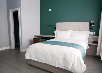 Starlight Hotel hotel thumbnail 3