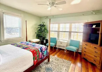 The Glen Cove Hotel & Restaurant hotel thumbnail 5