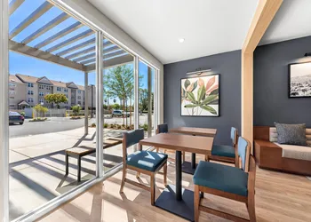 Everhome Suites San Bernardino - Loma Linda hotel thumbnail 4