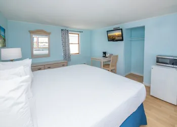The Beach House at Drifting Sands hotel thumbnail 4