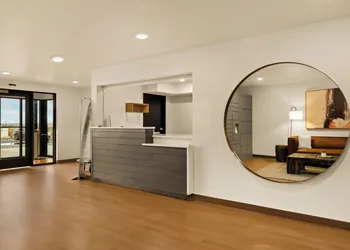 LivAway Suites- Syracuse hotel thumbnail 3