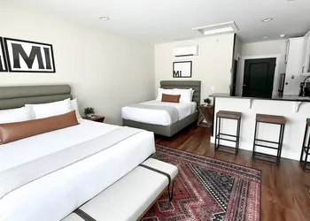 Spillway Lodges hotel thumbnail 2