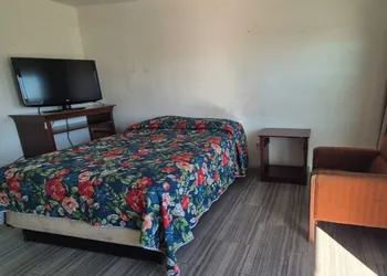 Base Motel By OYO South Tampa hotel thumbnail 4