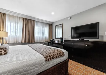 The Snoozzz Inn hotel thumbnail 4
