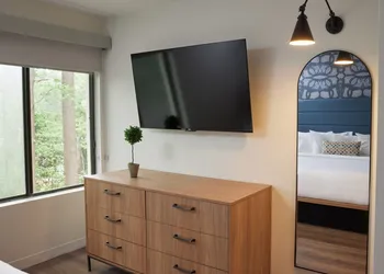 Hive House hotel thumbnail 7