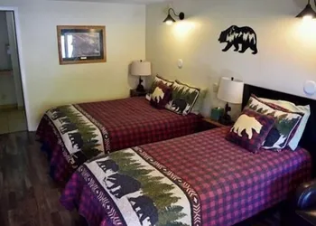 Reflections Inn hotel thumbnail 5