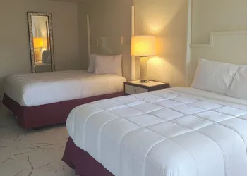 Super Inn Motel hotel thumbnail 6