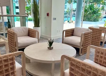 Turtle Cove hotel thumbnail 3