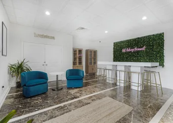 Redamo Suites hotel thumbnail 3