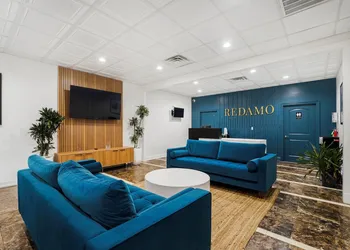 Redamo Suites hotel thumbnail 4