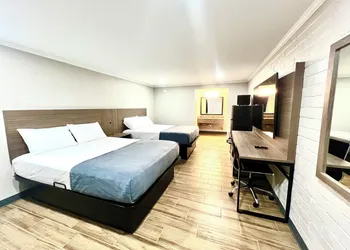Economy Suites Extended Stay Tulsa hotel thumbnail 2