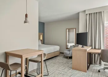 Residence Inn by Marriott Melville hotel thumbnail 6