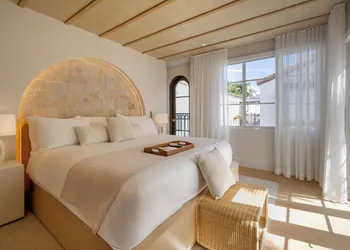 Donatella Boutique Hotel & Restaurant hotel thumbnail 8