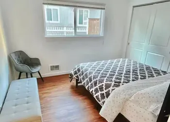 The Seattle Haven - Modern Suites hotel thumbnail 3