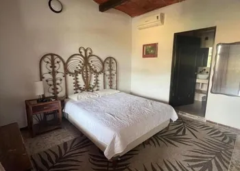 Maison Theurel hotel thumbnail 2