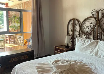 Maison Theurel hotel thumbnail 6