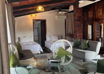 Maison Theurel hotel thumbnail 8