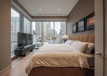 Stay One Chicago hotel thumbnail 6
