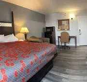 Blueway Inn & Suites Roseville hotel detail image 3