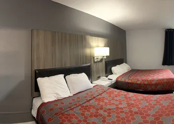 Blueway Inn & Suites Roseville hotel thumbnail 7
