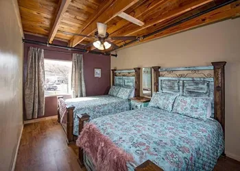 Alpine City Place hotel thumbnail 3