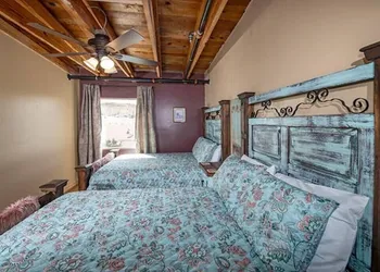 Alpine City Place hotel thumbnail 6
