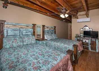 Alpine City Place hotel thumbnail 7