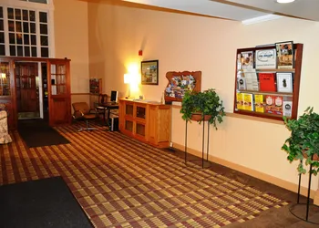 New World Inn hotel thumbnail 3
