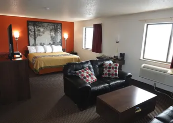 Hillside Inn & Suite hotel thumbnail 6