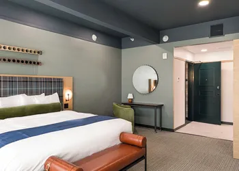 EXPLORE Marquette Historic District hotel thumbnail 5